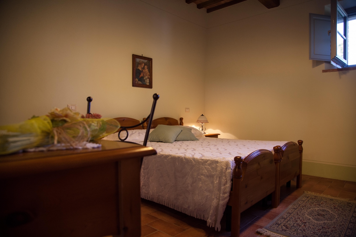 farm holiday poggiarello rooms and apartments